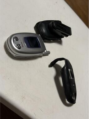 LG VX6000 - Silver and Blue ( Verizon ) Very Rare Cellular Flip Phone - Untested